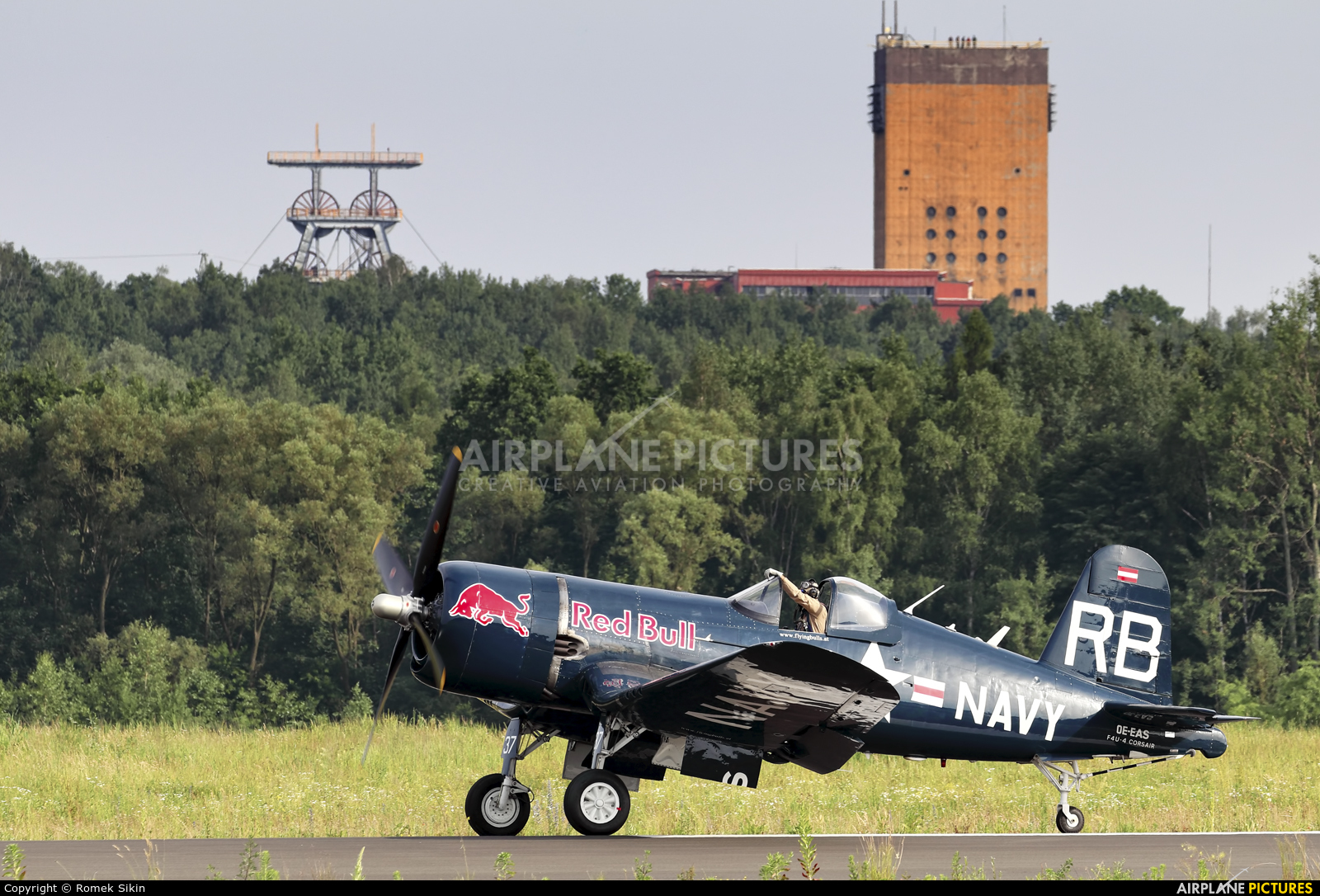 Red Bull OE-EAS aircraft at Katowice Muchowiec