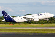 Lufthansa D-AIZD image