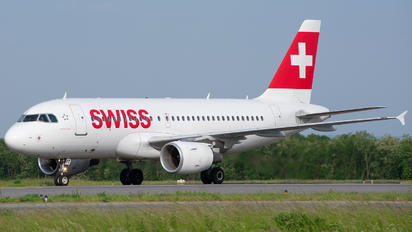 HB-IPT - Swiss Airbus A319