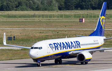 EI-DYB - Ryanair Boeing 737-800