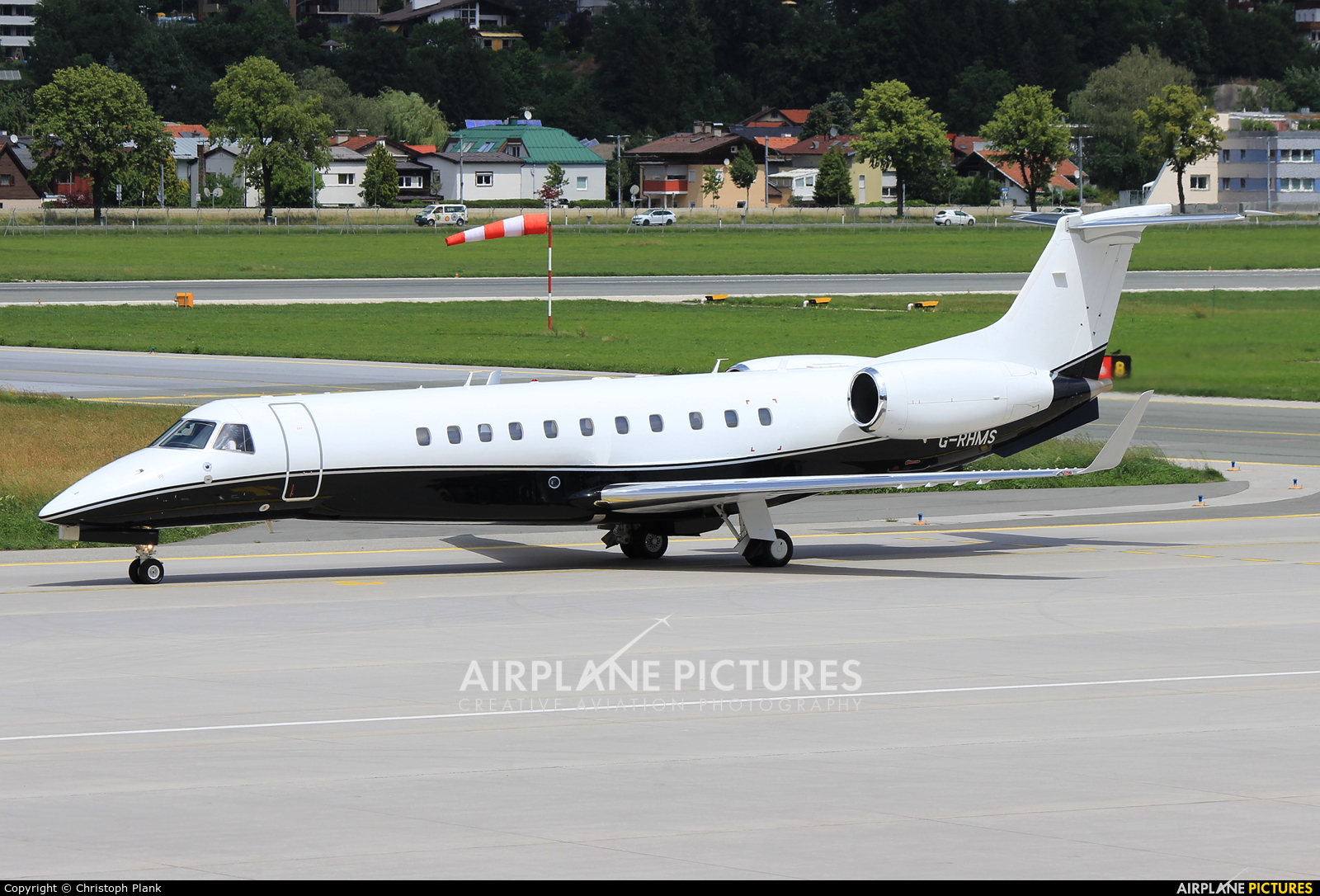 TAG Aviation G-RHMS aircraft at Innsbruck