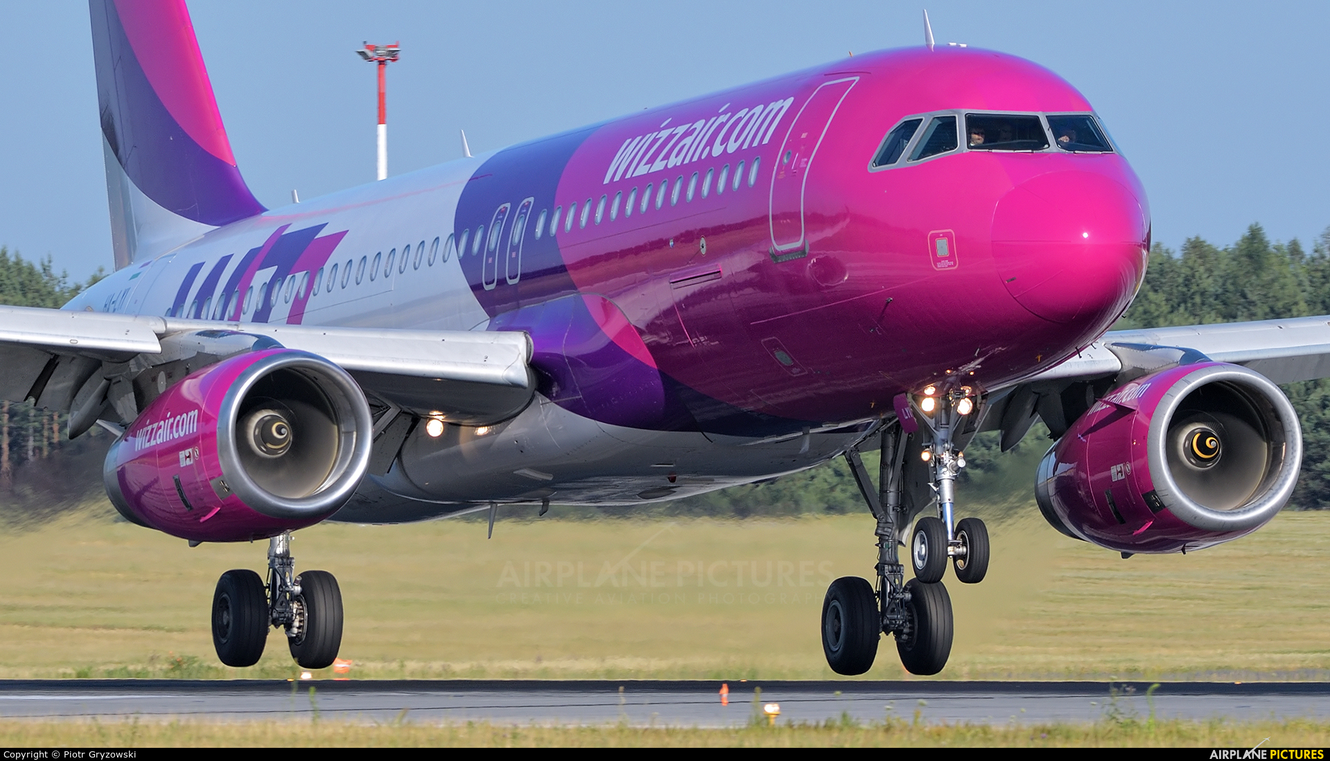 Wizz Air HA-LYI aircraft at Katowice - Pyrzowice