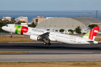 CS-TJI - TAP Portugal Airbus A321 NEO