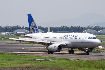 N893UA - United Airlines Airbus A319