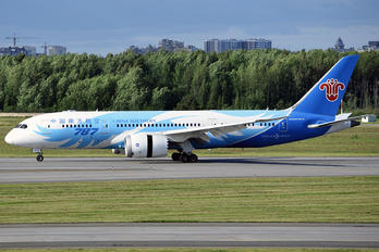 B-2736 - China Southern Airlines Boeing 787-8 Dreamliner