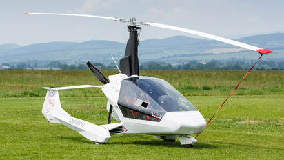 OM-M727 - Private Jokertrike Falcon Gyrocopter
