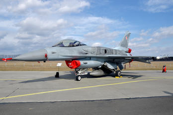 4054 - Poland - Air Force Lockheed Martin F-16C block 52+ Jastrząb