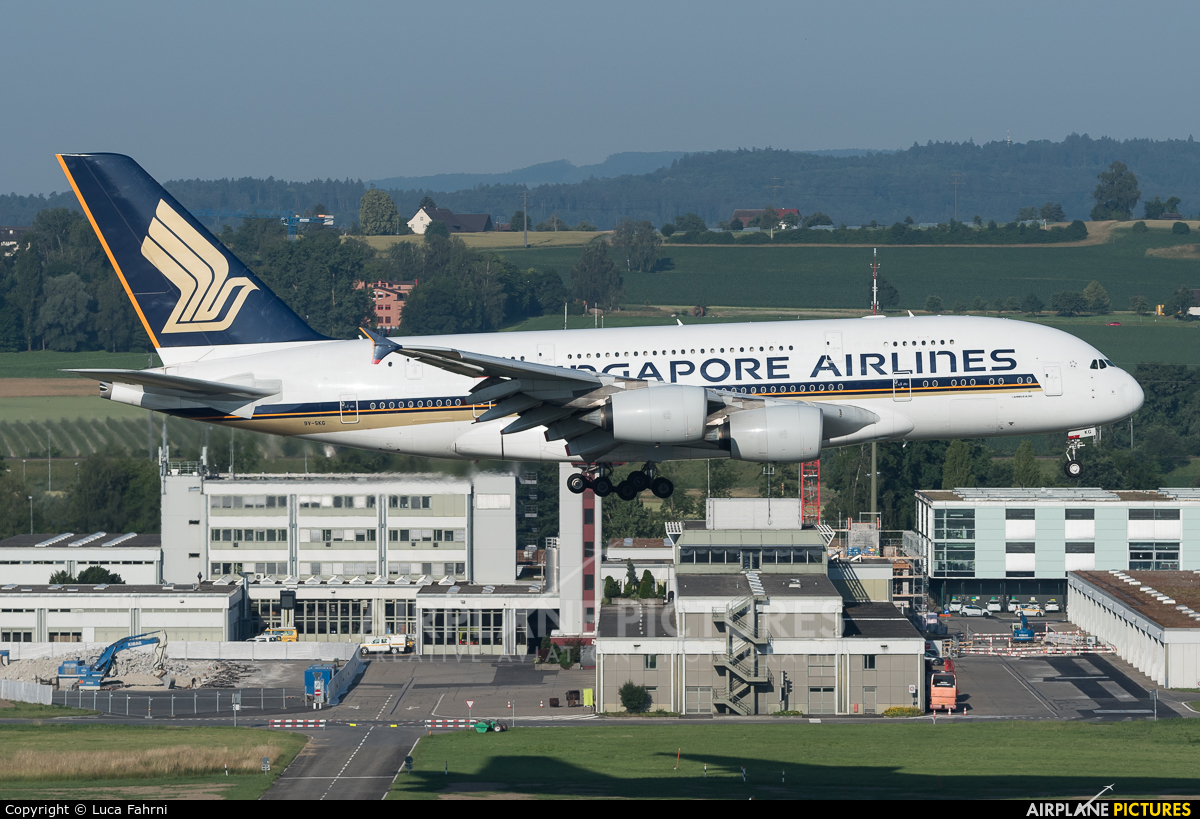 Singapore Airlines 9V-SKG aircraft at Zurich