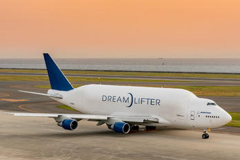 N718BA - Boeing Company Boeing 747-400LCF Dreamlifter