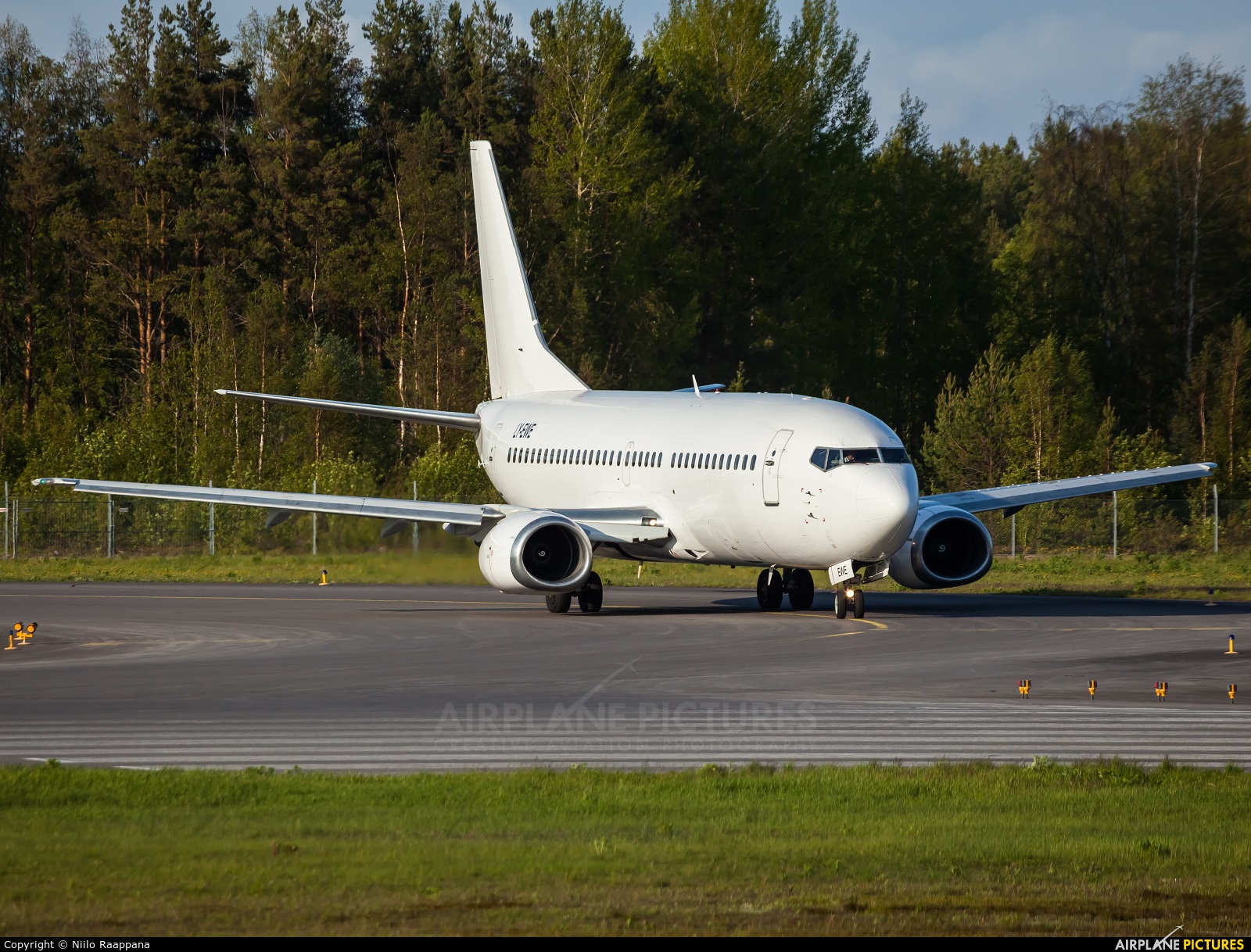 GetJet LY-EWE aircraft at Oulu