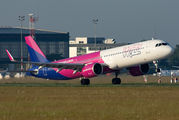 Wizz Air HA-LVB image