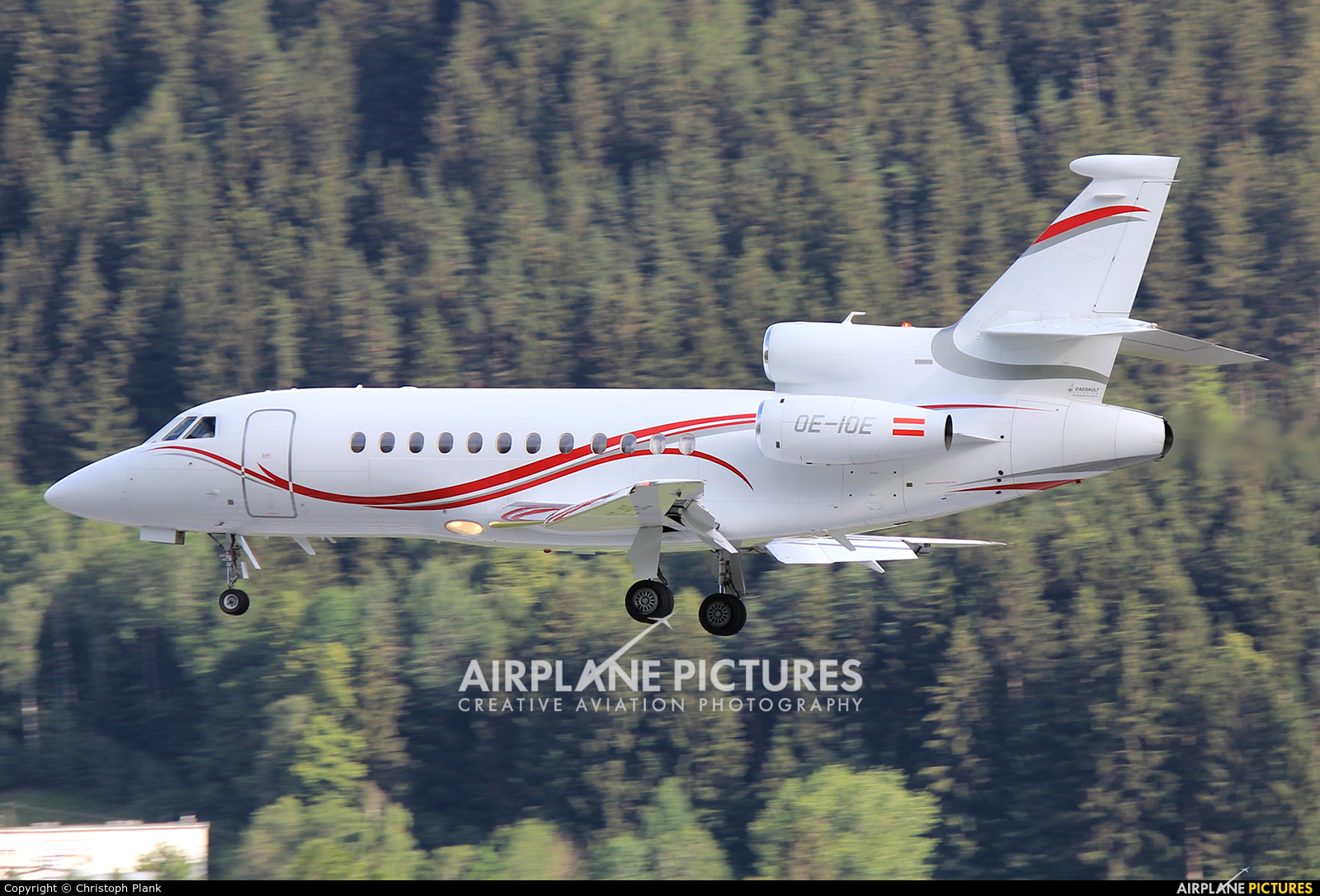 International Jet Management OE-IOE aircraft at Innsbruck
