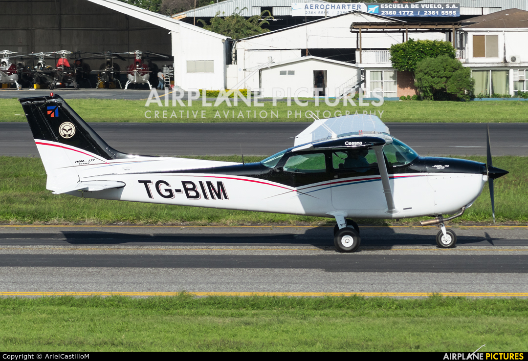 Private TG-BIM aircraft at Guatemala - La Aurora