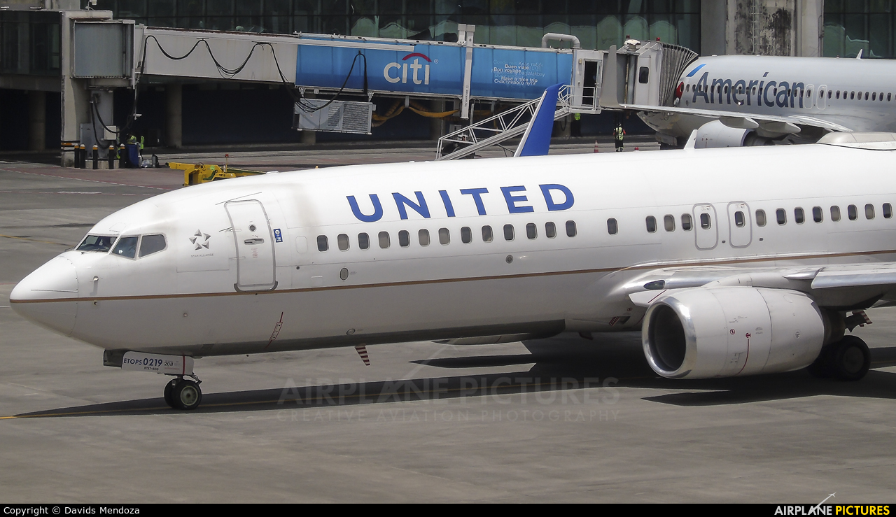 United Airlines N14219 aircraft at Guatemala - La Aurora