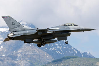89-2057 - USA - Air Force General Dynamics F-16CM Fighting Falcon