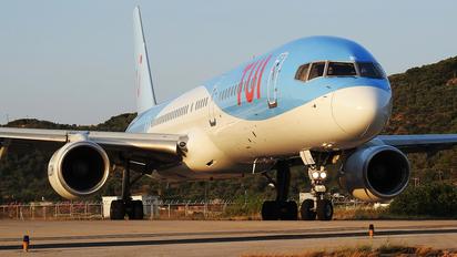 G-OOBB - TUI Airways Boeing 757-200