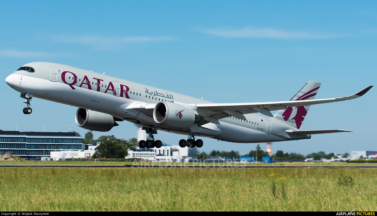 Qatar Airways A7-ALC aircraft at Warsaw - Frederic Chopin