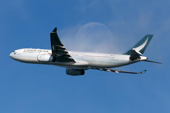 B-LBA - Cathay Pacific Airbus A330-300