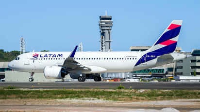 PR-XBA - LATAM Airbus A320 NEO
