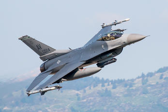 89-2024 - USA - Air Force General Dynamics F-16C Fighting Falcon