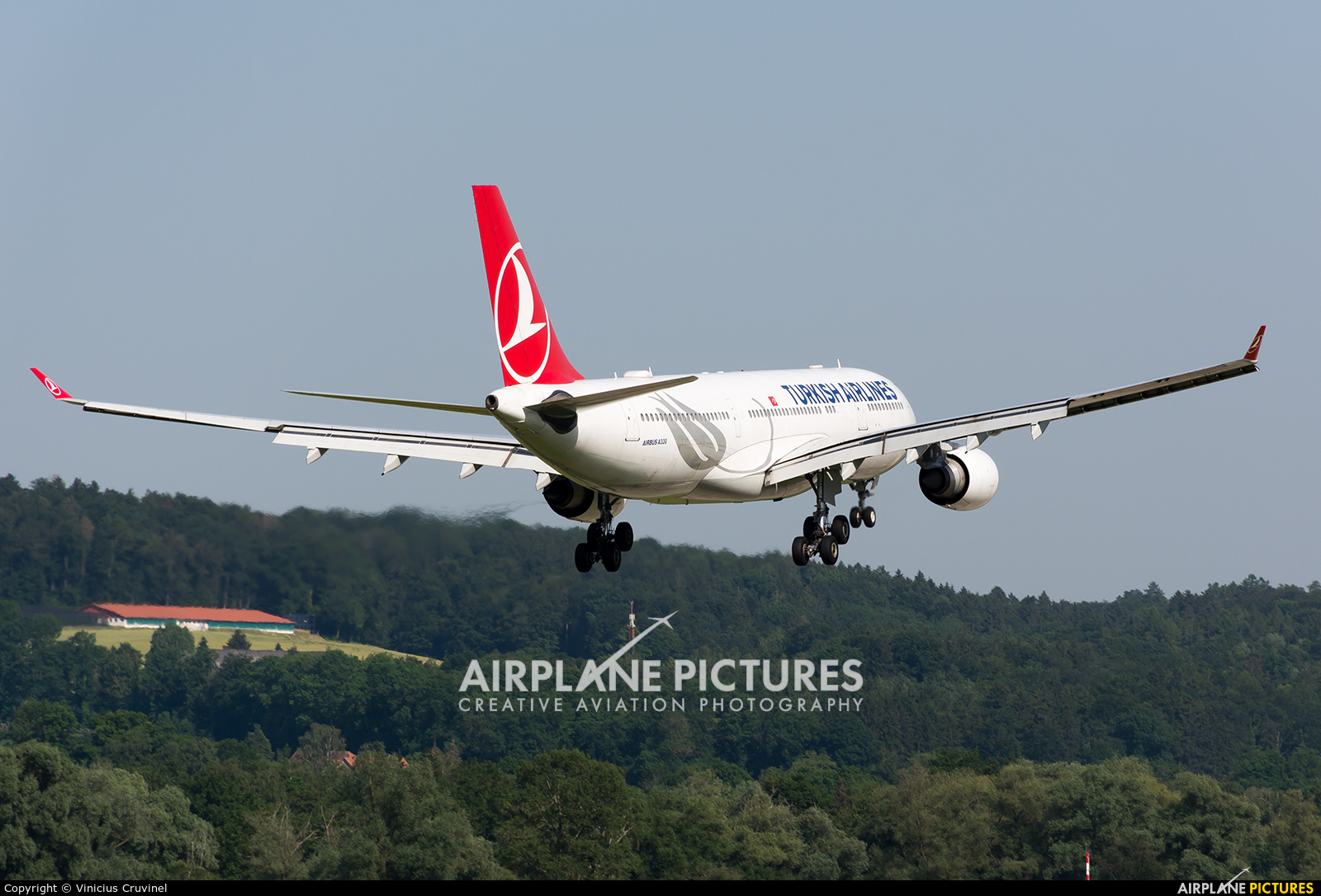 Turkish Airlines TC-JNA aircraft at Zurich