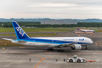 JA704A - ANA - All Nippon Airways Boeing 777-200