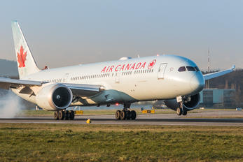C-FGDZ - Air Canada Boeing 787-9 Dreamliner
