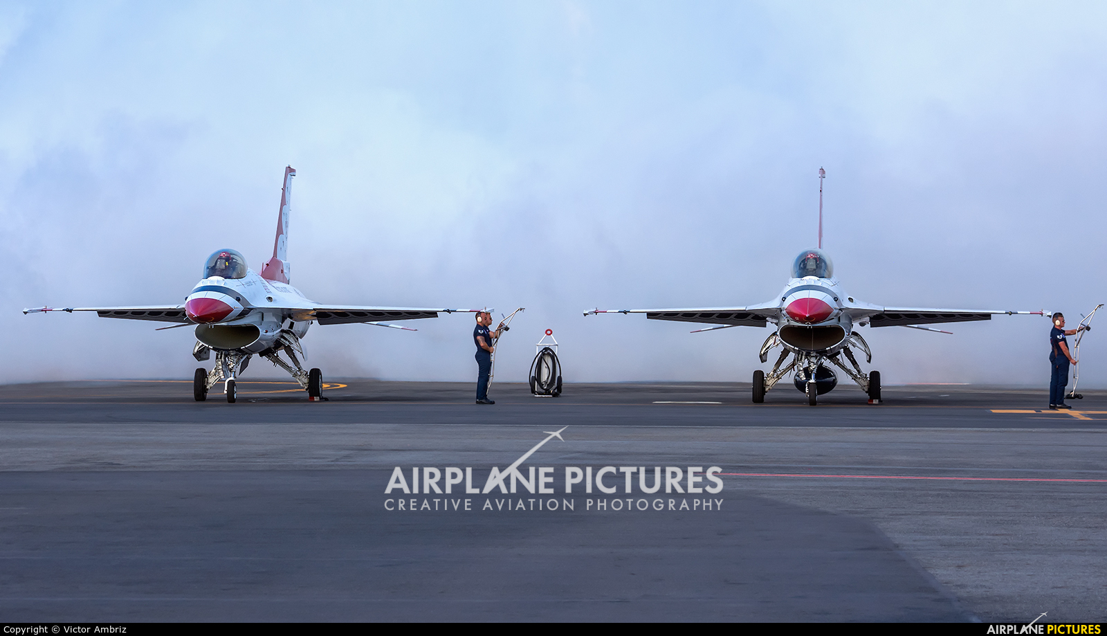 USA - Air Force : Thunderbirds 91-0392 aircraft at Medellin - Jose Maria Cordova Intl