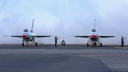 91-0392 - USA - Air Force : Thunderbirds Lockheed Martin F-16CJ Fighting Falcon