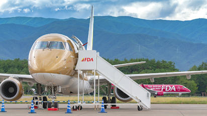 JA09FJ - Fuji Dream Airlines Embraer ERJ-175 (170-200)