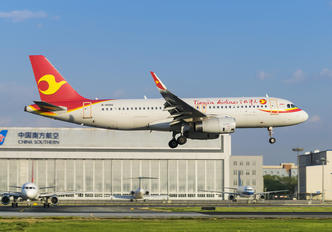 B-8066 - Tianjin Airlines Airbus A320