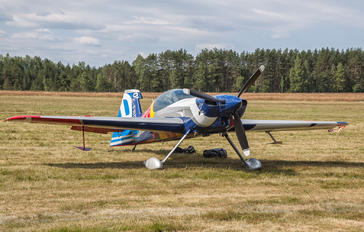 OK-FBD - The Flying Bulls Duo : Aerobatics Team XtremeAir XA42 / Sbach 342