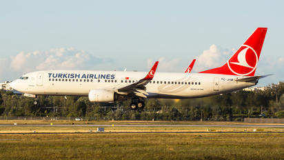 TC-JHM - Turkish Airlines Boeing 737-800