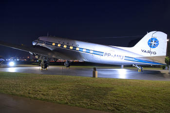 PP-ANU - VARIG Douglas DC-3