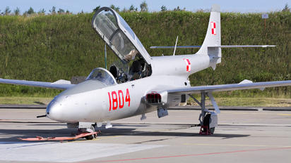 1804 - Poland - Air Force PZL TS-11 Iskra