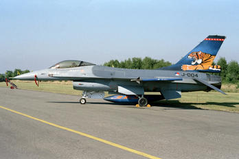 J-004 - Netherlands - Air Force General Dynamics F-16A Fighting Falcon
