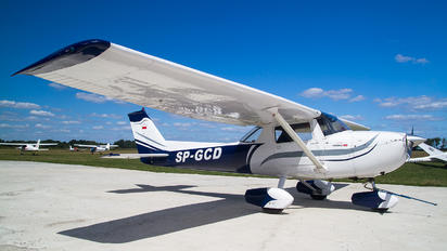 SP-GCD - Private Cessna 150