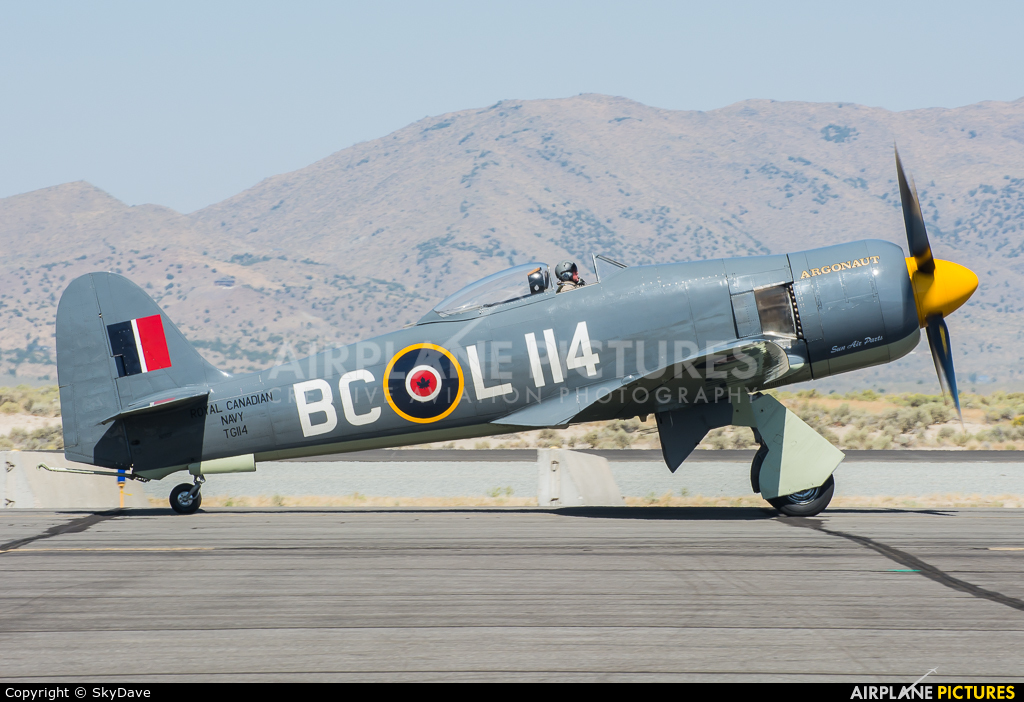 Private N19SF aircraft at Reno - Stead