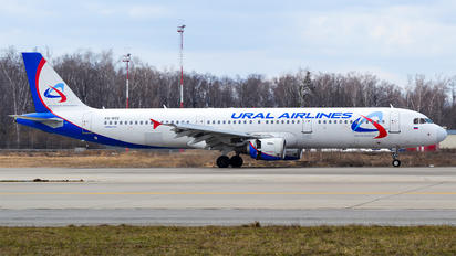 VQ-BOZ - Ural Airlines Airbus A321