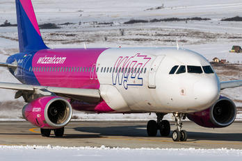 HA-LWI - Wizz Air Airbus A320