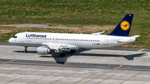 D-AIQD - Lufthansa Airbus A320 aircraft