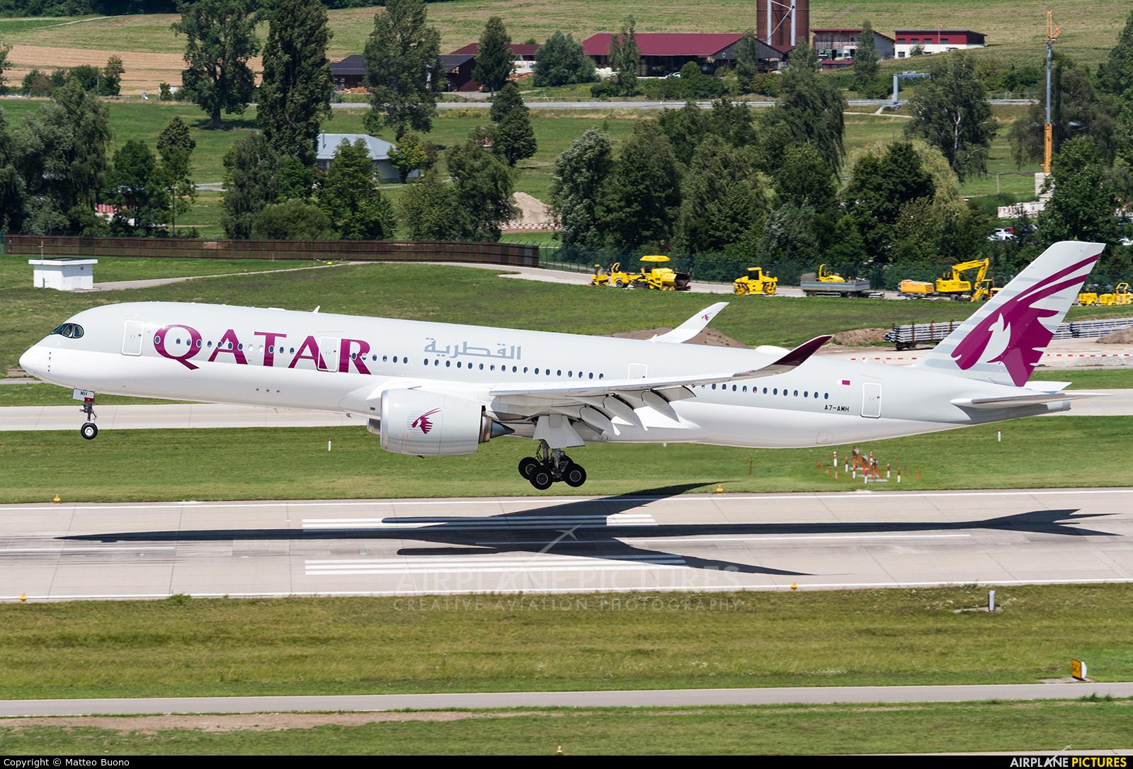 Qatar Airways A7-AMH aircraft at Zurich