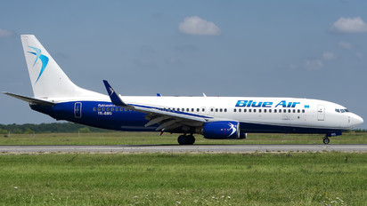 YR-BMG - Blue Air Boeing 737-800