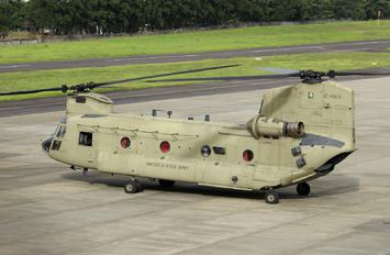 12-08113 - USA - Army Boeing CH-47C Chinook