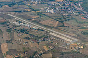 - - - Airport Overview - Airport Overview - Overall View aircraft