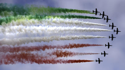 - - Italy - Air Force "Frecce Tricolori" Aermacchi MB-339-A/PAN