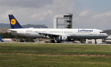 D-AISL - Lufthansa Airbus A321