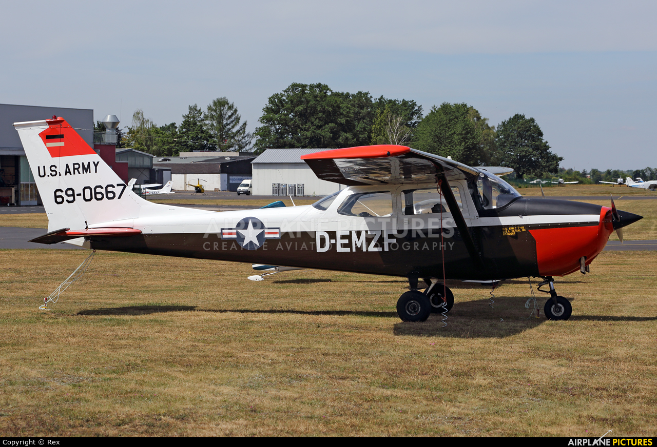 Private D-EMZF aircraft at Bonn - Hangelar