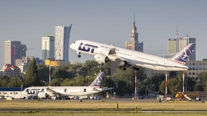 SP-LSA - LOT - Polish Airlines Boeing 787-9 Dreamliner