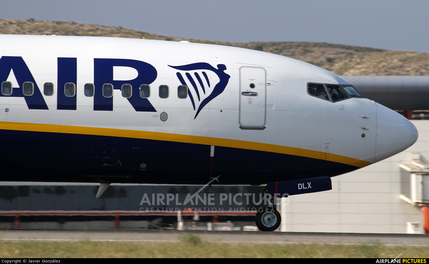 Ryanair EI-DLX aircraft at Alicante - El Altet